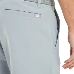 Performance Tapered Fit Short Grå