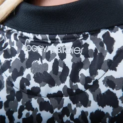 W Tech Button AOP Svart Vit