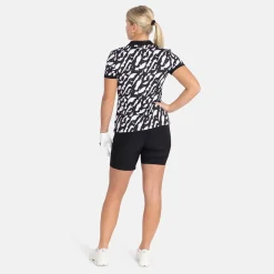 W 4-Way Stretch Short